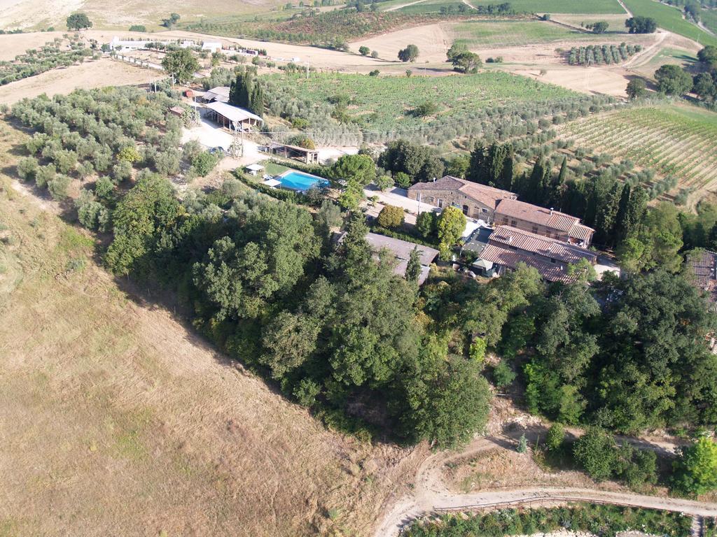 Agriturismo La Magione Quercegrossa Exterior foto